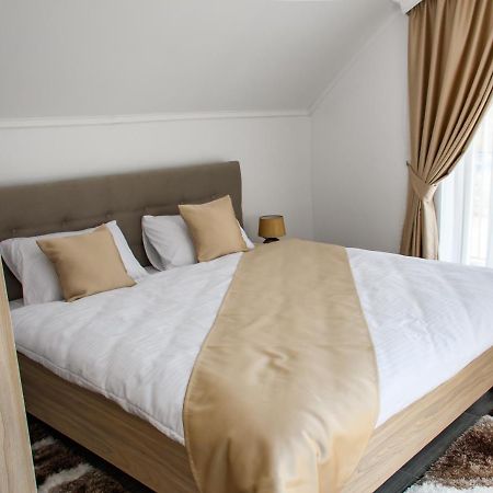 Apart Bun Oradea Exterior photo