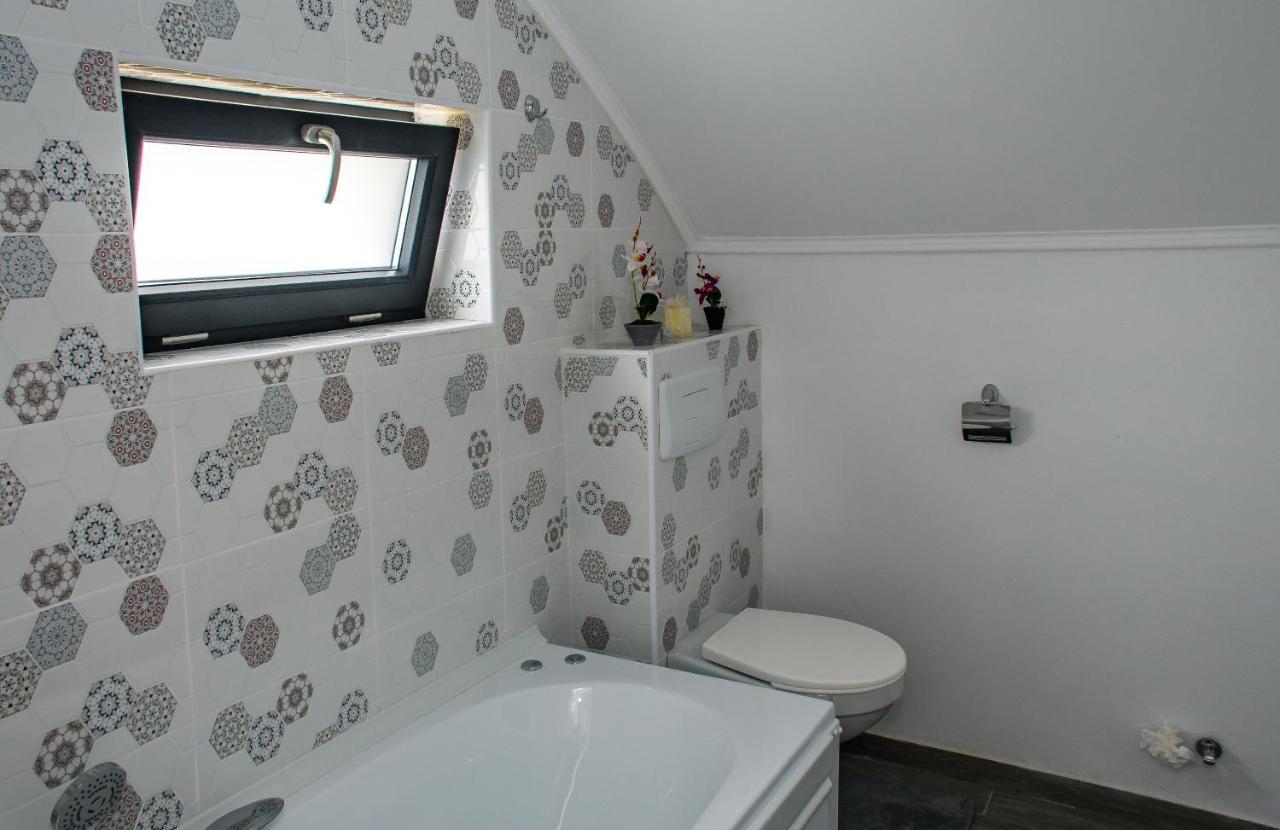 Apart Bun Oradea Exterior photo