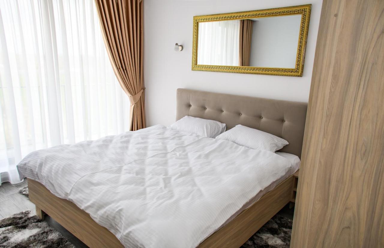 Apart Bun Oradea Exterior photo